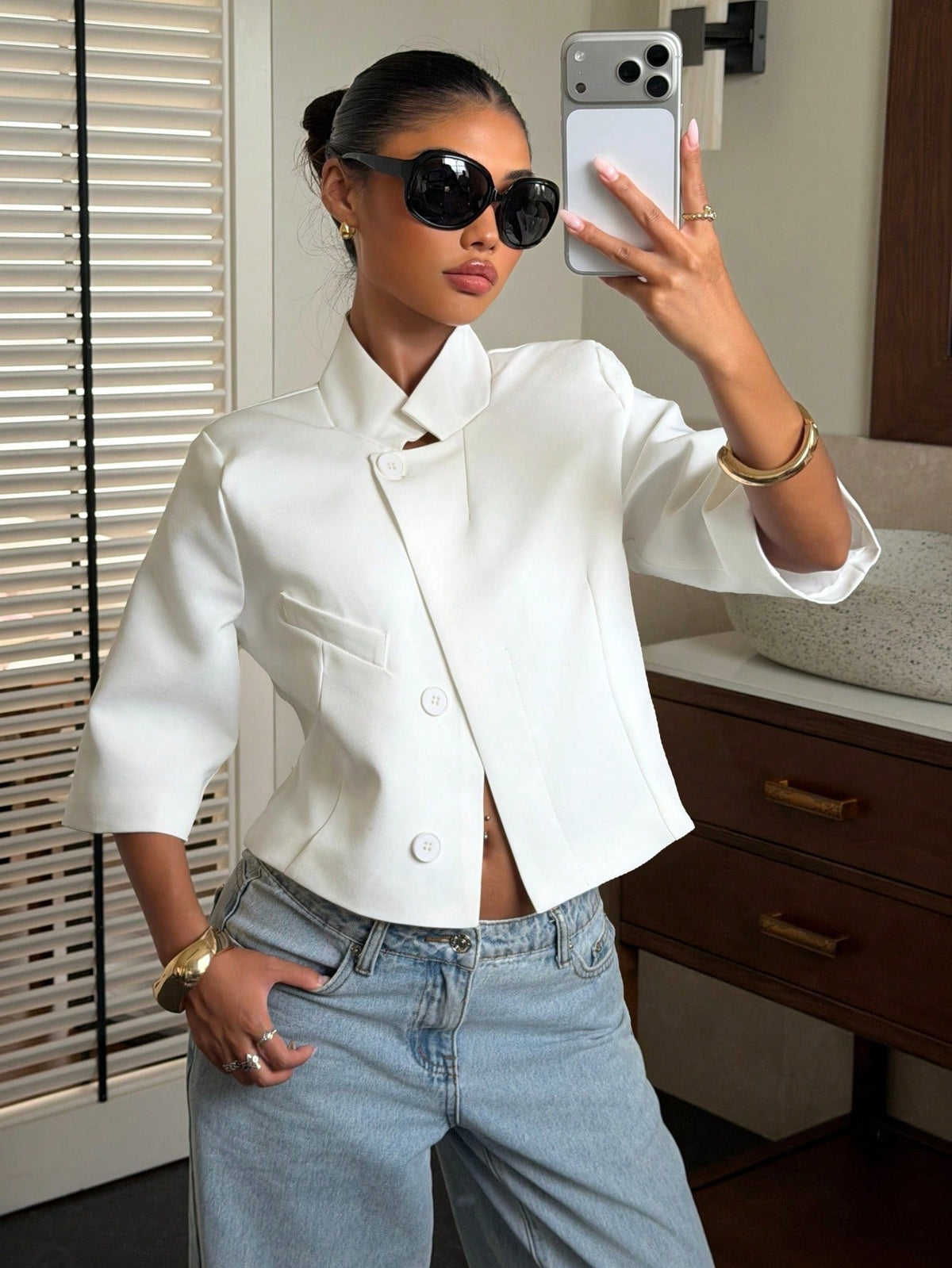 Blazer blanco asimetrica