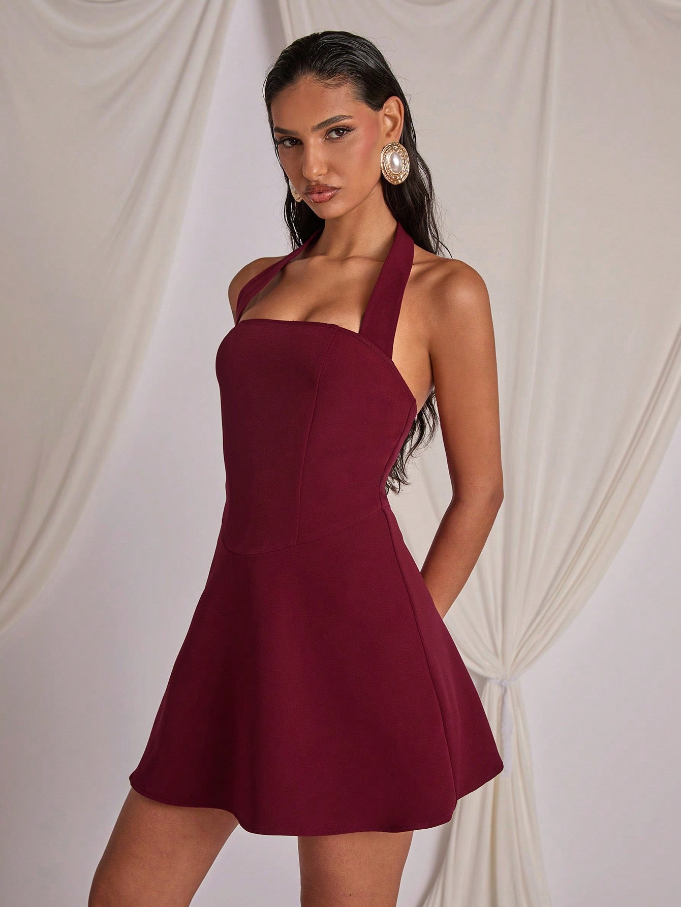 Vestido de cuello halter
