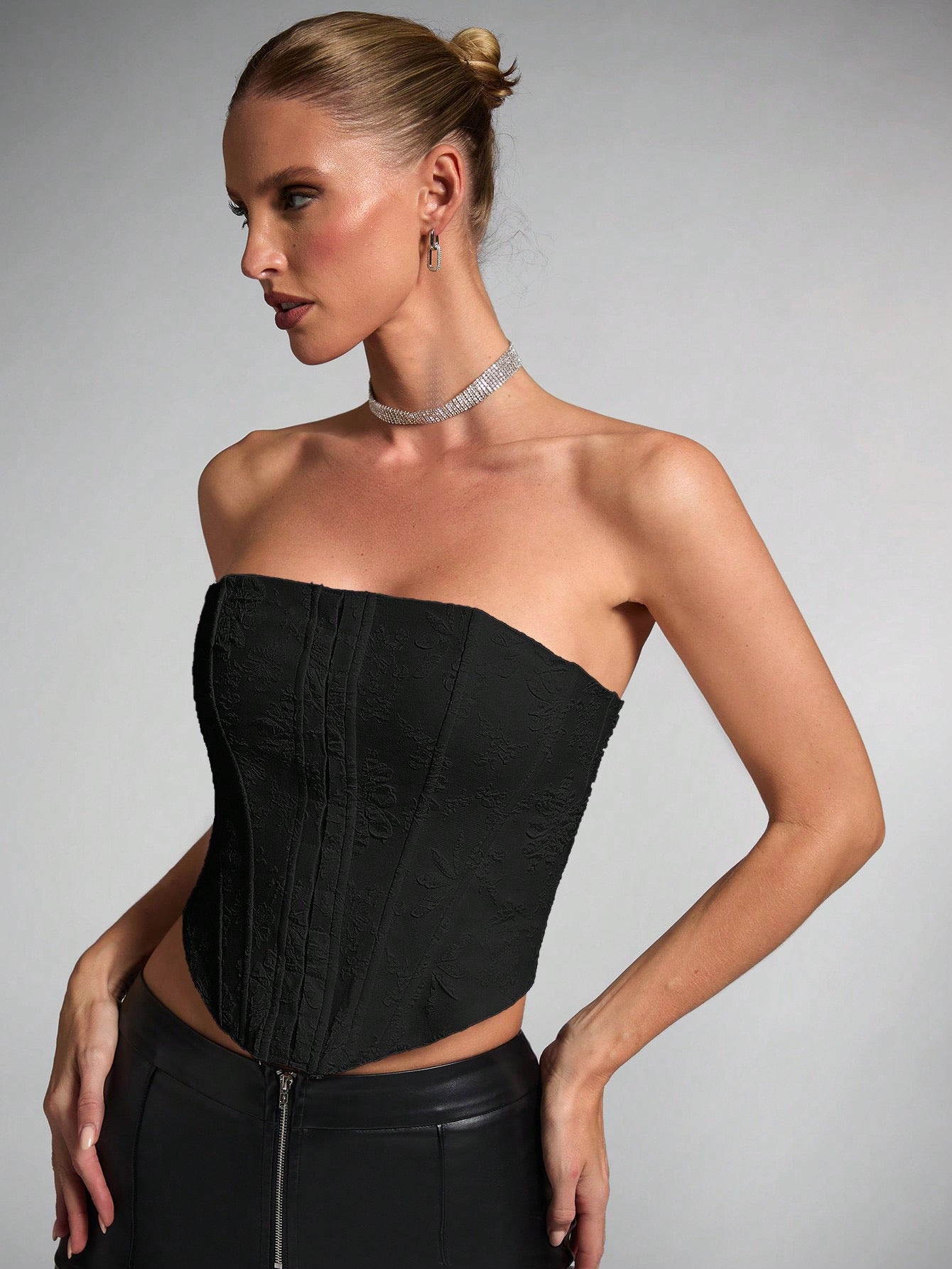 Corset strapless