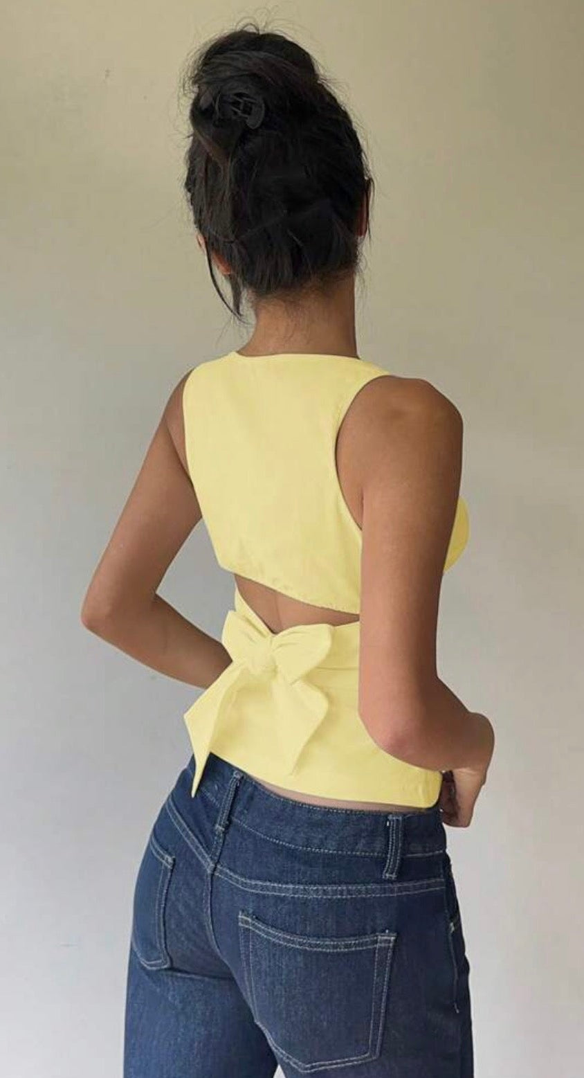 Blusa amarilla de lazo petite