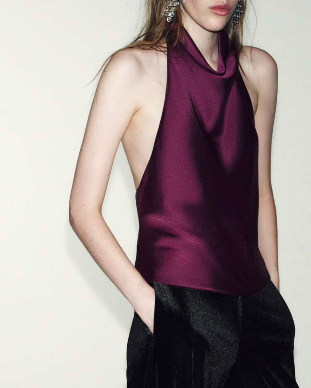 Blusa de saten halter
