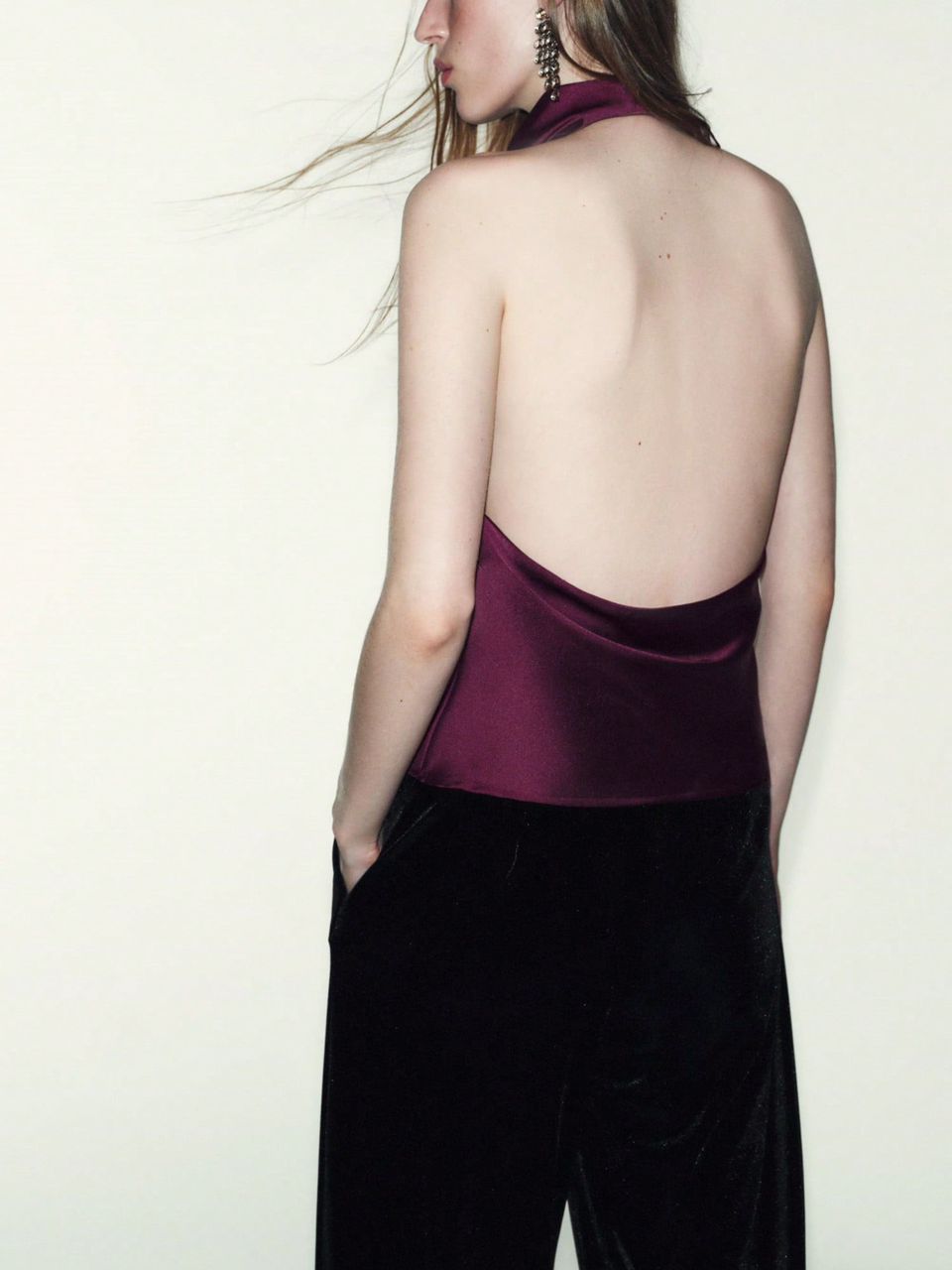 Blusa de saten halter