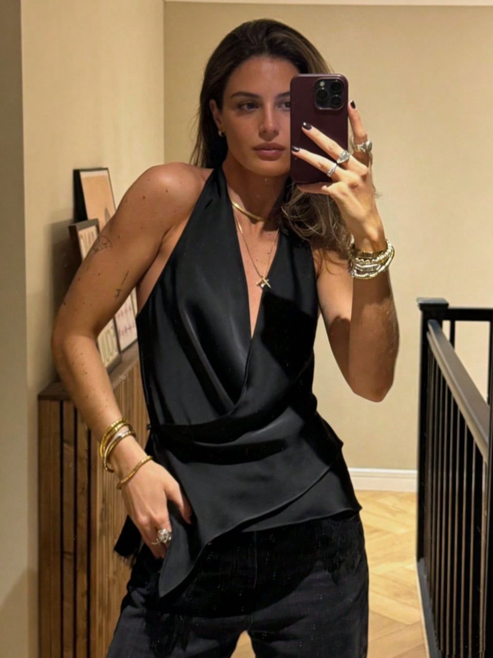 Blusa de saten cruzada